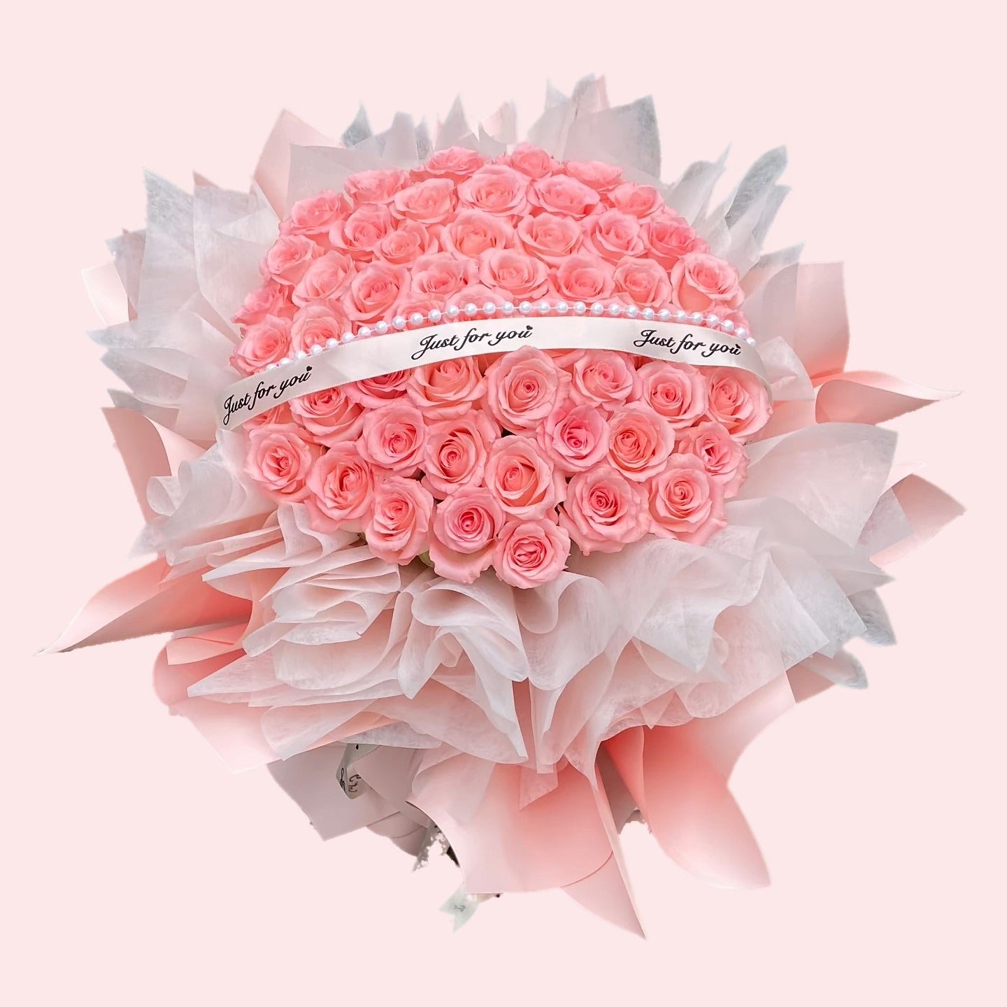 Bouquet of 52 pink roses