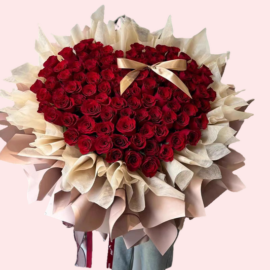 52朵心形玫瑰花束