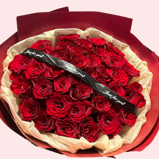 兩款33枝玫瑰花花束